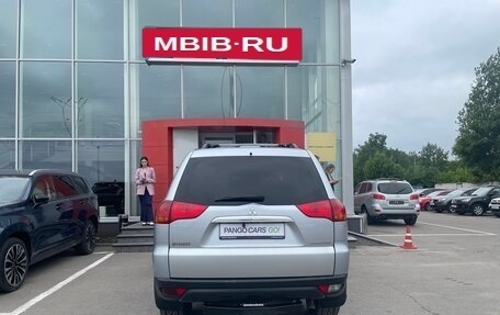 Mitsubishi Pajero Sport II рестайлинг, 2012 год, 1 885 000 рублей, 6 фотография