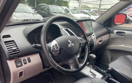 Mitsubishi Pajero Sport II рестайлинг, 2012 год, 1 885 000 рублей, 13 фотография