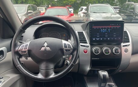 Mitsubishi Pajero Sport II рестайлинг, 2012 год, 1 885 000 рублей, 16 фотография