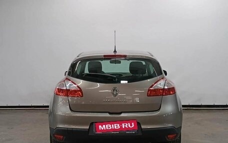 Renault Megane III, 2011 год, 920 000 рублей, 2 фотография