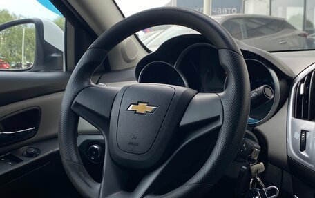 Chevrolet Cruze II, 2013 год, 919 000 рублей, 13 фотография