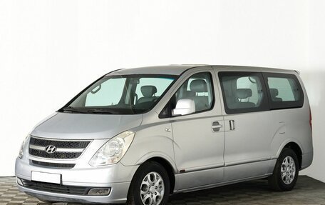 Hyundai Grand Starex Grand Starex I рестайлинг 2, 2010 год, 1 530 000 рублей, 1 фотография