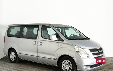 Hyundai Grand Starex Grand Starex I рестайлинг 2, 2010 год, 1 530 000 рублей, 2 фотография