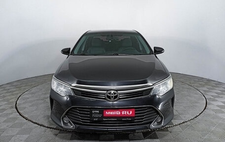 Toyota Camry, 2015 год, 1 799 000 рублей, 2 фотография