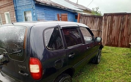 Chevrolet Niva I рестайлинг, 2005 год, 200 000 рублей, 3 фотография