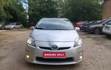 Toyota Prius, 2009 год, 1 000 000 рублей, 8 фотография