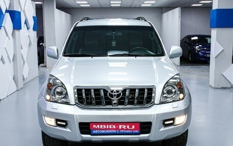 Toyota Land Cruiser Prado 120 рестайлинг, 2004 год, 2 298 000 рублей, 5 фотография