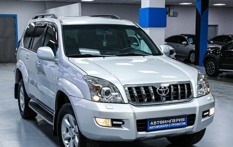 Toyota Land Cruiser Prado 120 рестайлинг, 2004 год, 2 298 000 рублей, 7 фотография