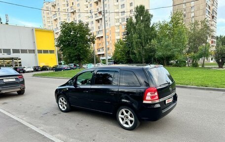 Opel Zafira B, 2010 год, 690 000 рублей, 8 фотография