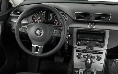 Volkswagen Passat B7, 2013 год, 1 250 000 рублей, 10 фотография