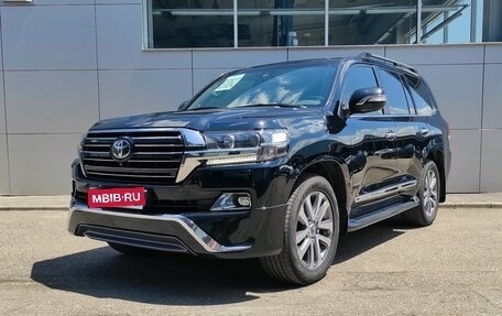 Toyota Land Cruiser 200, 2017 год, 6 900 000 рублей, 1 фотография