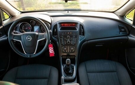 Opel Astra J, 2011 год, 810 000 рублей, 20 фотография