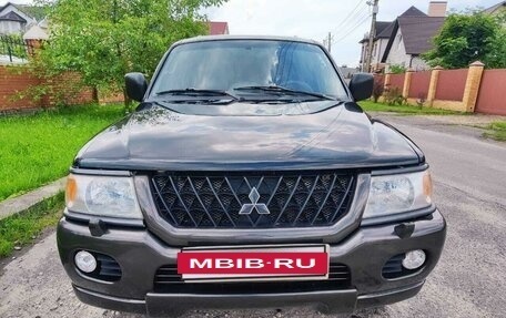 Mitsubishi Pajero Sport II рестайлинг, 2002 год, 699 000 рублей, 2 фотография