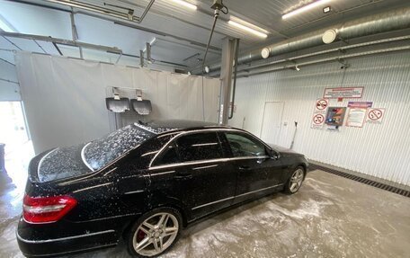 Mercedes-Benz E-Класс, 2011 год, 1 600 000 рублей, 10 фотография