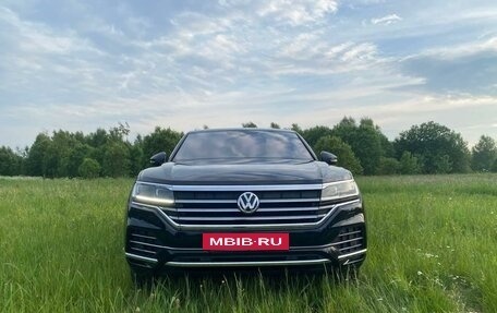 Volkswagen Touareg III, 2020 год, 6 600 000 рублей, 3 фотография