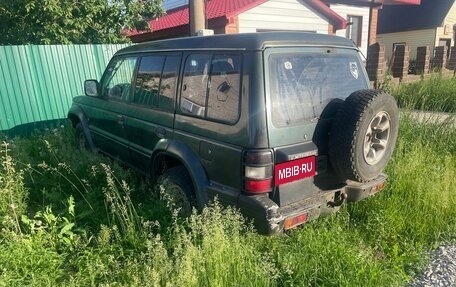 Mitsubishi Pajero III рестайлинг, 1995 год, 160 000 рублей, 1 фотография