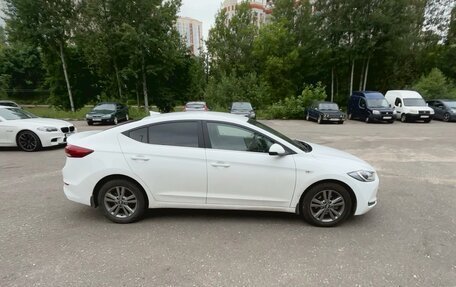 Hyundai Elantra VI рестайлинг, 2017 год, 1 405 000 рублей, 4 фотография