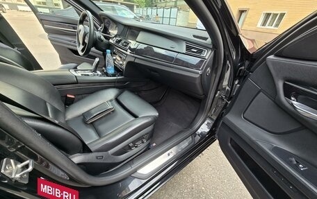 BMW 7 серия, 2010 год, 2 150 000 рублей, 24 фотография