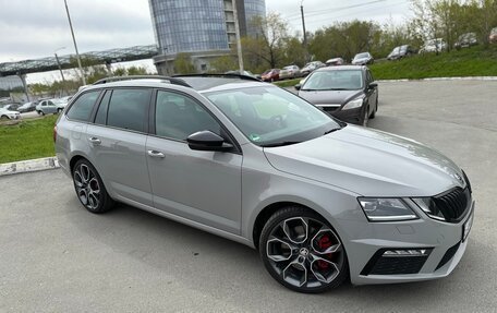 Skoda Octavia RS, 2019 год, 3 410 000 рублей, 4 фотография