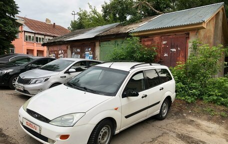 Ford Focus IV, 2001 год, 170 000 рублей, 3 фотография