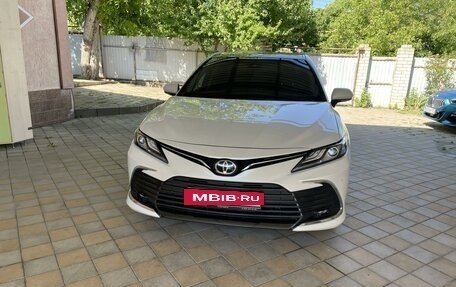 Toyota Camry, 2023 год, 4 200 000 рублей, 15 фотография