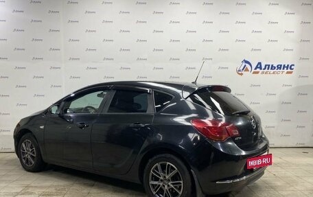 Opel Astra J, 2013 год, 800 000 рублей, 5 фотография