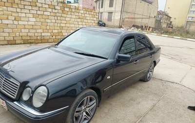 Mercedes-Benz E-Класс, 1999 год, 650 000 рублей, 1 фотография