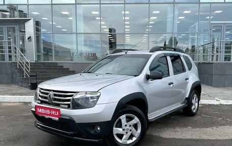 Renault Duster I рестайлинг, 2014 год, 1 050 000 рублей, 1 фотография