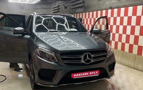 Mercedes-Benz GLE, 2018 год, 4 700 000 рублей, 16 фотография