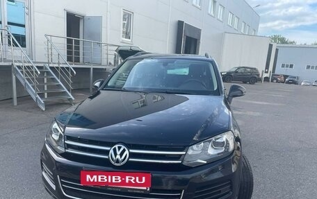 Volkswagen Touareg III, 2014 год, 2 550 000 рублей, 2 фотография