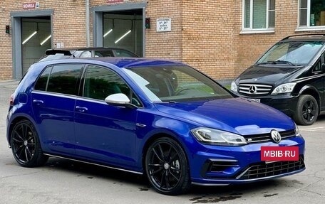 Volkswagen Golf R VII, 2019 год, 4 300 000 рублей, 3 фотография