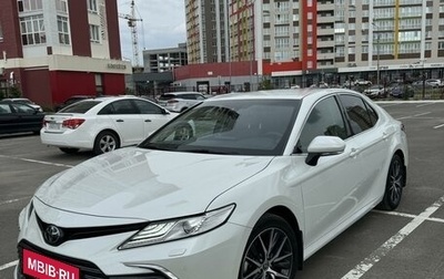 Toyota Camry, 2022 год, 4 000 000 рублей, 1 фотография