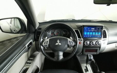 Mitsubishi Pajero Sport II рестайлинг, 2013 год, 2 155 000 рублей, 19 фотография