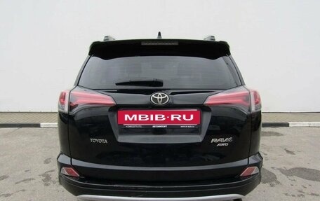 Toyota RAV4, 2017 год, 2 105 000 рублей, 7 фотография