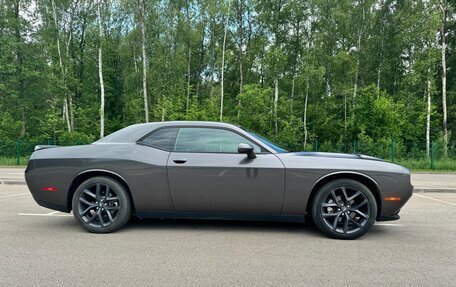 Dodge Challenger III рестайлинг 2, 2021 год, 3 970 000 рублей, 16 фотография