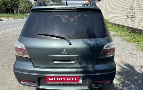 Mitsubishi Outlander III рестайлинг 3, 2005 год, 790 000 рублей, 4 фотография