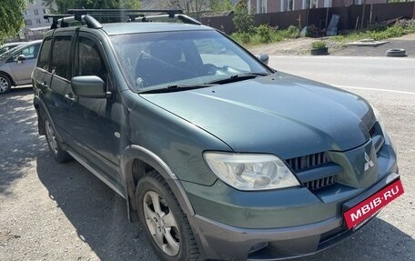 Mitsubishi Outlander III рестайлинг 3, 2005 год, 790 000 рублей, 9 фотография