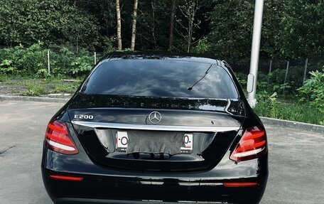 Mercedes-Benz E-Класс, 2019 год, 2 690 000 рублей, 5 фотография