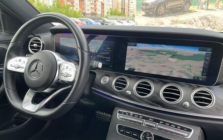 Mercedes-Benz E-Класс, 2019 год, 3 430 000 рублей, 7 фотография