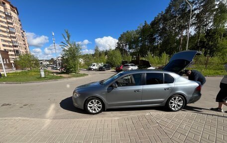 Skoda Superb III рестайлинг, 2012 год, 1 300 000 рублей, 6 фотография