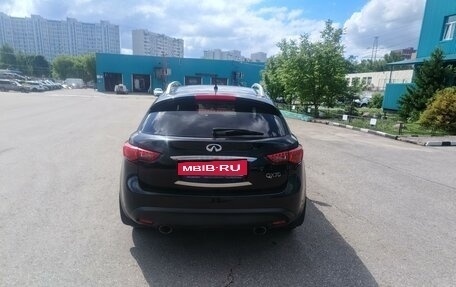 Infiniti QX70, 2015 год, 2 700 000 рублей, 6 фотография