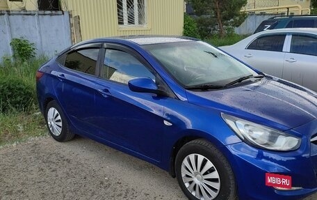 Hyundai Solaris II рестайлинг, 2011 год, 690 000 рублей, 4 фотография