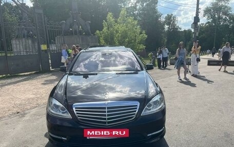 Mercedes-Benz S-Класс, 2012 год, 2 250 000 рублей, 3 фотография