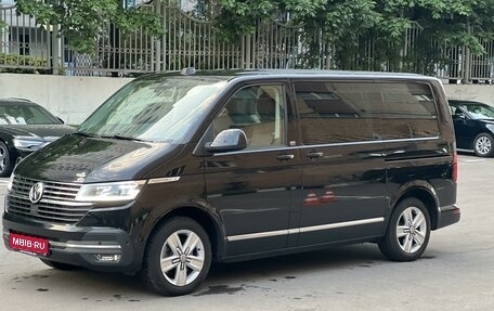 Volkswagen Multivan T6 рестайлинг, 2020 год, 6 500 000 рублей, 1 фотография