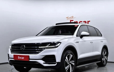 Volkswagen Touareg III, 2020 год, 5 324 000 рублей, 1 фотография