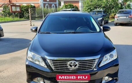 Toyota Camry, 2014 год, 2 350 000 рублей, 4 фотография