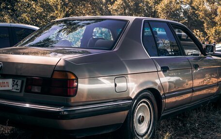 BMW 7 серия, 1988 год, 2 000 000 рублей, 2 фотография