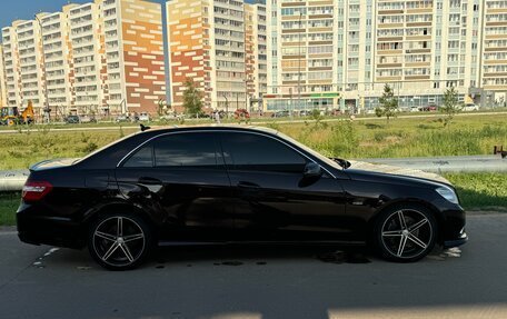 Mercedes-Benz E-Класс, 2011 год, 1 500 000 рублей, 5 фотография