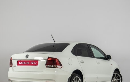 Volkswagen Polo VI (EU Market), 2015 год, 1 049 000 рублей, 4 фотография