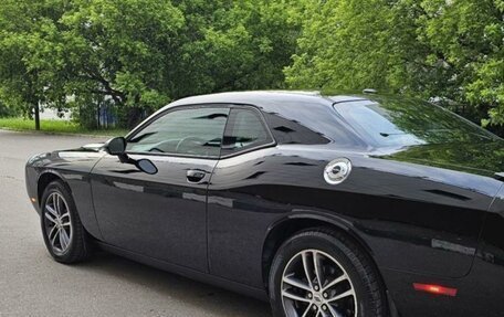 Dodge Challenger III рестайлинг 2, 2019 год, 4 199 000 рублей, 4 фотография